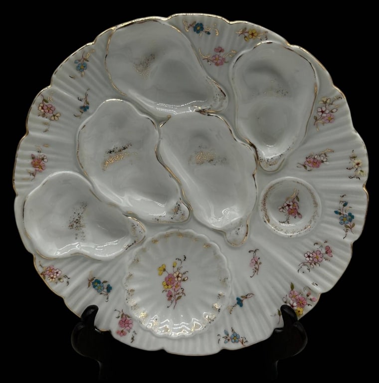 ANTIQUE LIMOGES OYSTER PLATE 8.5" (1 of 5)