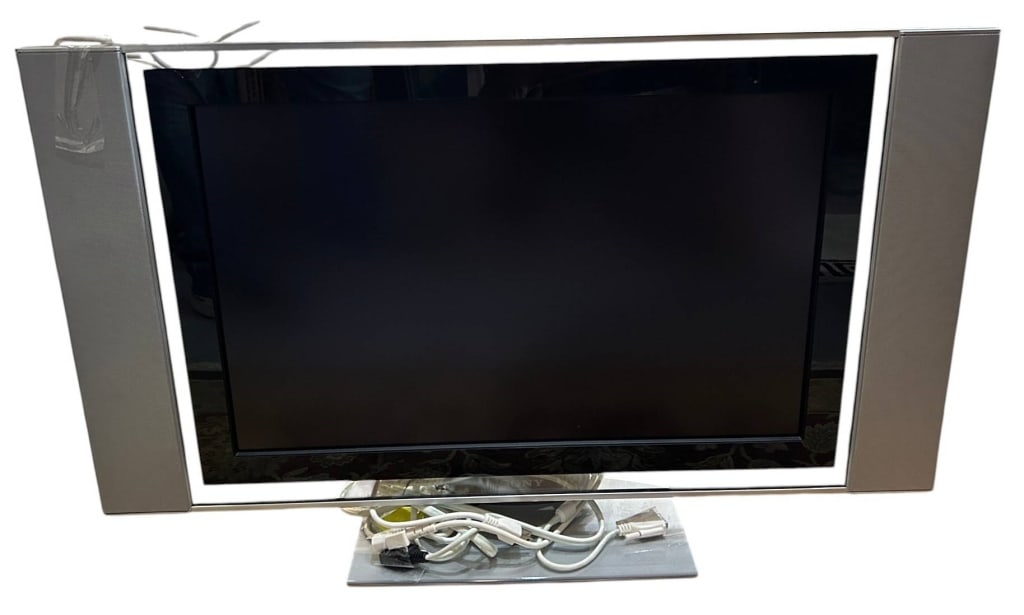 SONY WEGA XBR LCD COLOR TV KLV30XBR900 30? (1 of 4)