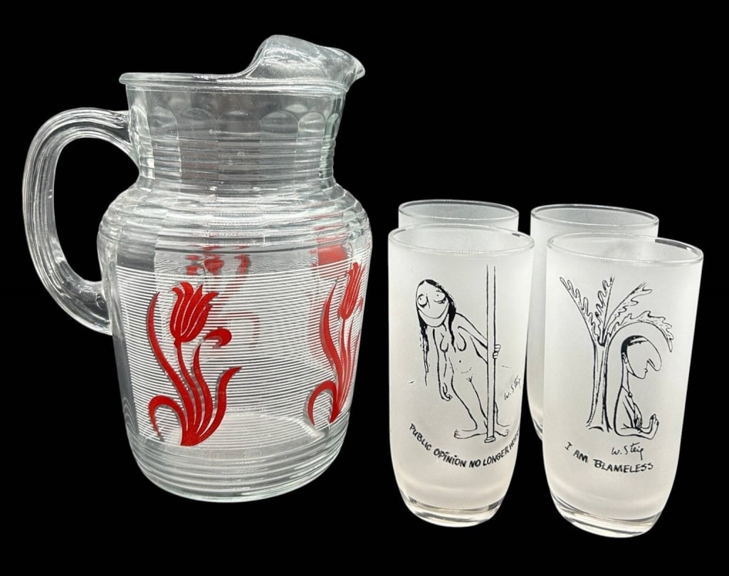 VINTAGE GLASS PITCHER & GLASSES SET 9in (1 of 5)