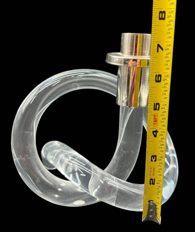 MODERN LUCITE LOOP CANDLESTICK 7" - 4
