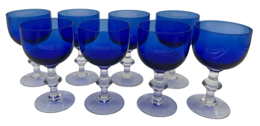 SET OF 8 COBALT BLUE GLASS GOBLETS 5" (1 of 4)