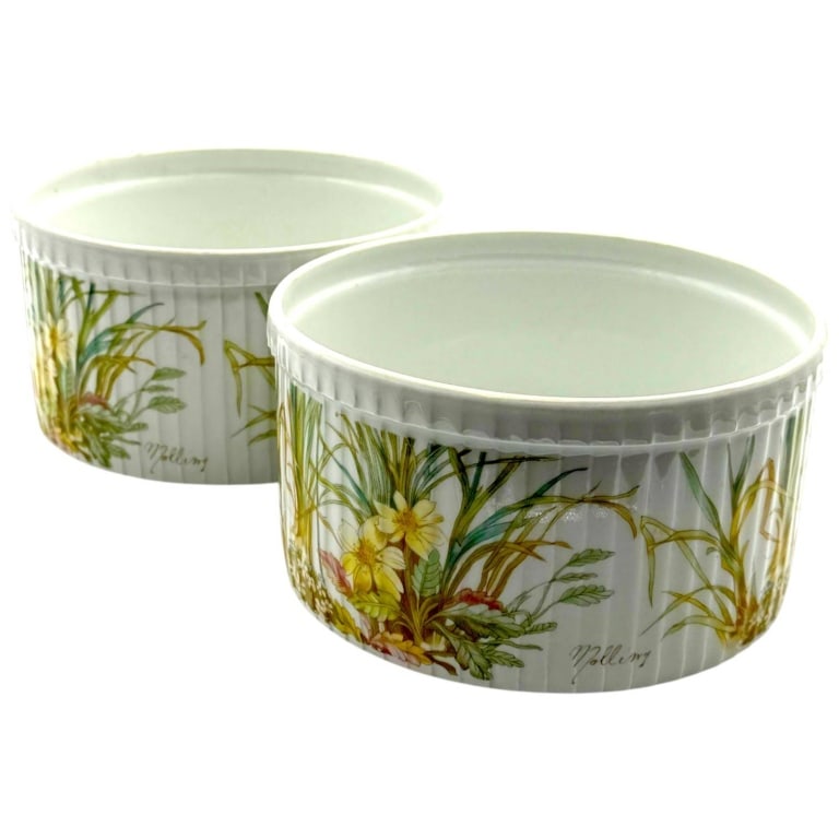 PILLIVUYT MALING BAKING DISHES PAIR 8": Elegant pair of French porcelain baking dishes by Pillivuyt in the desirable Maling pattern. Each features crisp ribbed sides decorated with finely detailed botanical grasses and wildflowers, combinin