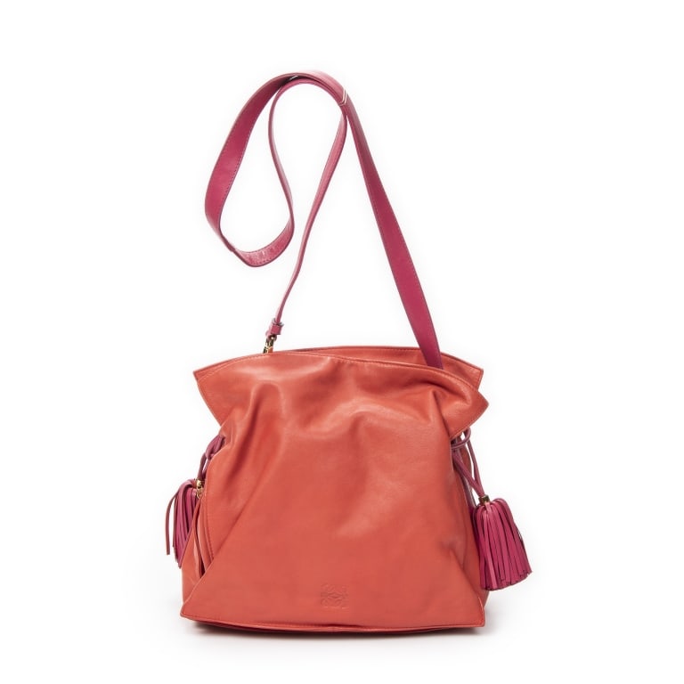 LOEWE TASSEL FLAMENCO ORANGE/PINK CALFSKIN BAG: LOEWE TASSEL FLAMENCO ORANGE/PINK CALFSKIN LEATHER GOLD Dimensions (CM): 27.5*26*14cm Production Code: 011106 A ABC7125