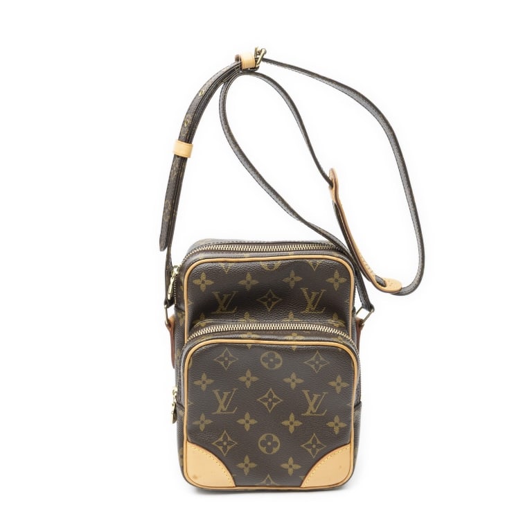 LOUIS VUITTON AMAZONE PM BROWN MONOGRAM BAG: LOUIS VUITTON AMAZONE PM BROWN MONOGRAM CANVAS GOLDEN BRASS Dimensions (CM): 15*20*9cm Production Code: TH0035 (March 2005) A ABD1718