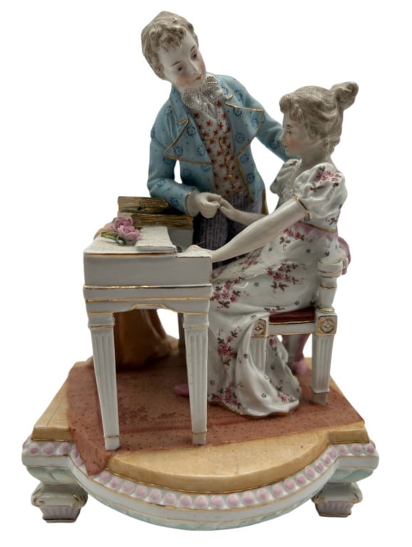 ANTIQUE PORCELAIN PIANO COURTSHIP GROUP 8" (1 of 8)