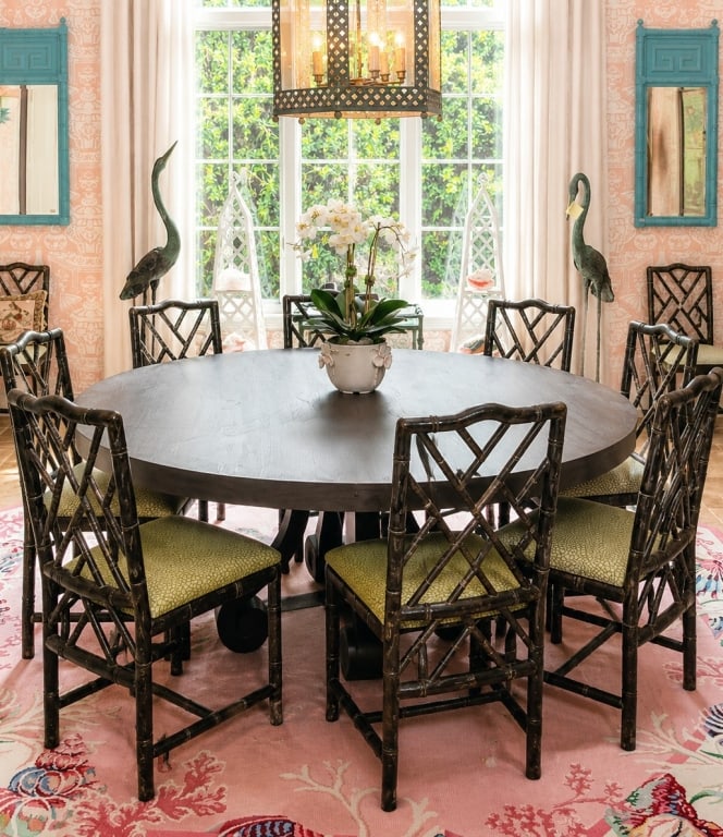 ROUND PEDESTAL DINING TABLE 72" - 3