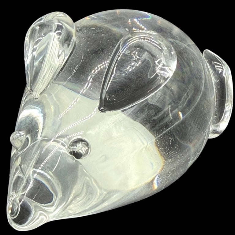 STEUBEN SIGNED CRYSTAL MOUSE FIGURE 4": Vintage Steuben clear crystal mouse figurine or paperweight, hand-formed in the sleek, whimsical style associated with Steuben's collectible animal sculptures. Features a rounded solid crystal body wi