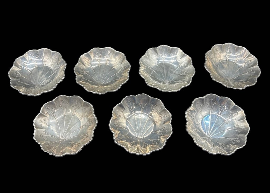 SET 7 STERLING SILVER NUT DISHES 171 GRAMS 3" (1 of 9)