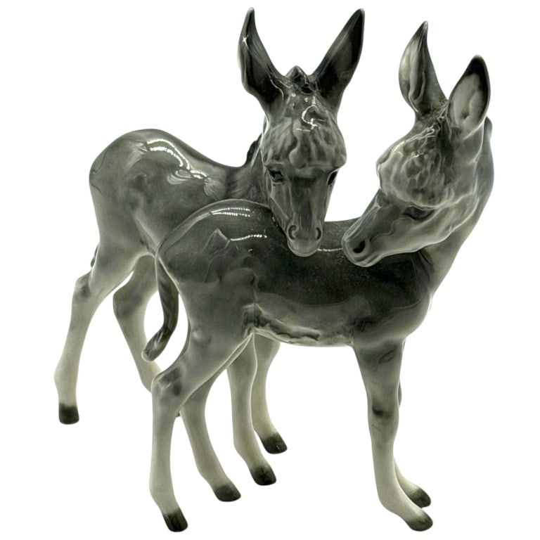 GERMAN PORCELAIN PAIR OF DONKEYS 6" (1 of 5)