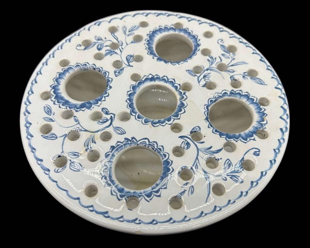 MOTTAHEDEH BLUE & WHITE FLOWER FROG 6.5": Vintage Mottahedeh Portuguese ceramic flower frog or floral arranging insert, beautifully decorated in classic blue and white with scrolling vines, floral motifs and scalloped border. Features multipl