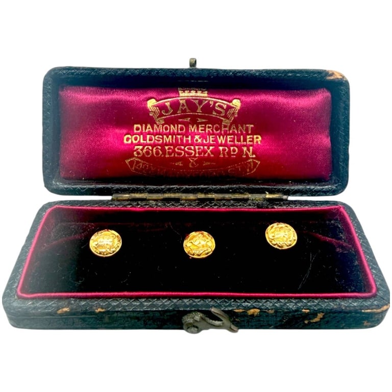 ANTIQUE W.J.HOLMES 18CT GOLD DRESS STUDS 2GRM 2": Antique English gentleman’s formal dress stud set comprising three matching circular studs crafted in 18CT yellow gold, total weight approximately 2 grams. Each features an intricately engraved rais