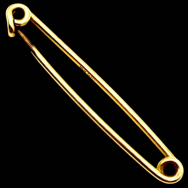 14K GOLD SAFETY PIN TIE CLIP 1.4G 2": Vintage 14K yellow gold tie clip fashioned in a sleek oversized safety-pin design, offering a minimalist yet distinctive mid-century-inspired look. The elongated polished gold form features coiled cir