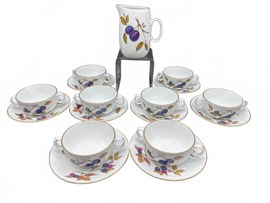 Royal Worcester Evesham Tea Set with Pitcher - 3