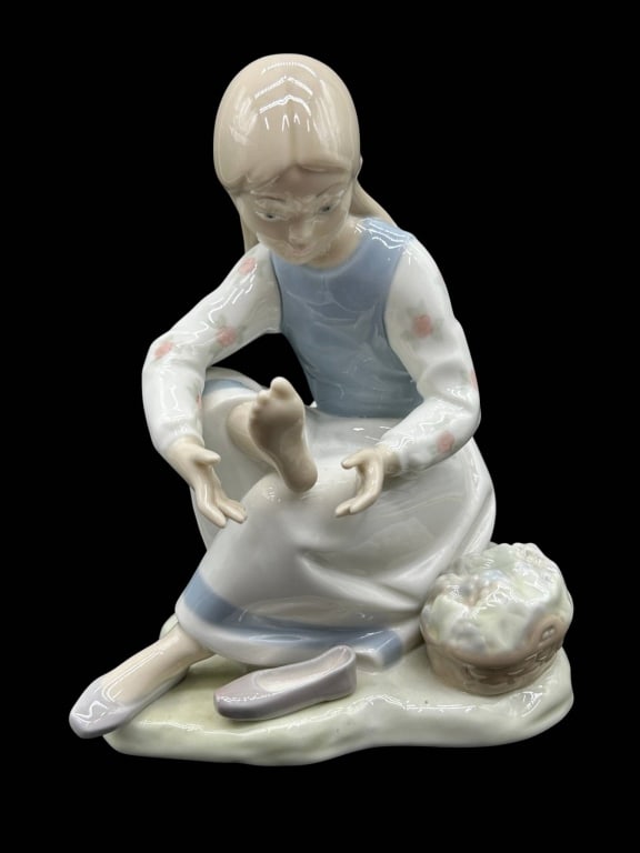 NAO LLADRO BALLERINA PORCELAIN FIGURINE 7.5" (1 of 7)
