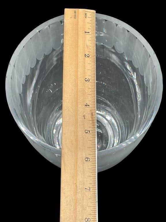 LARGE DECORATIVE VASE - 4