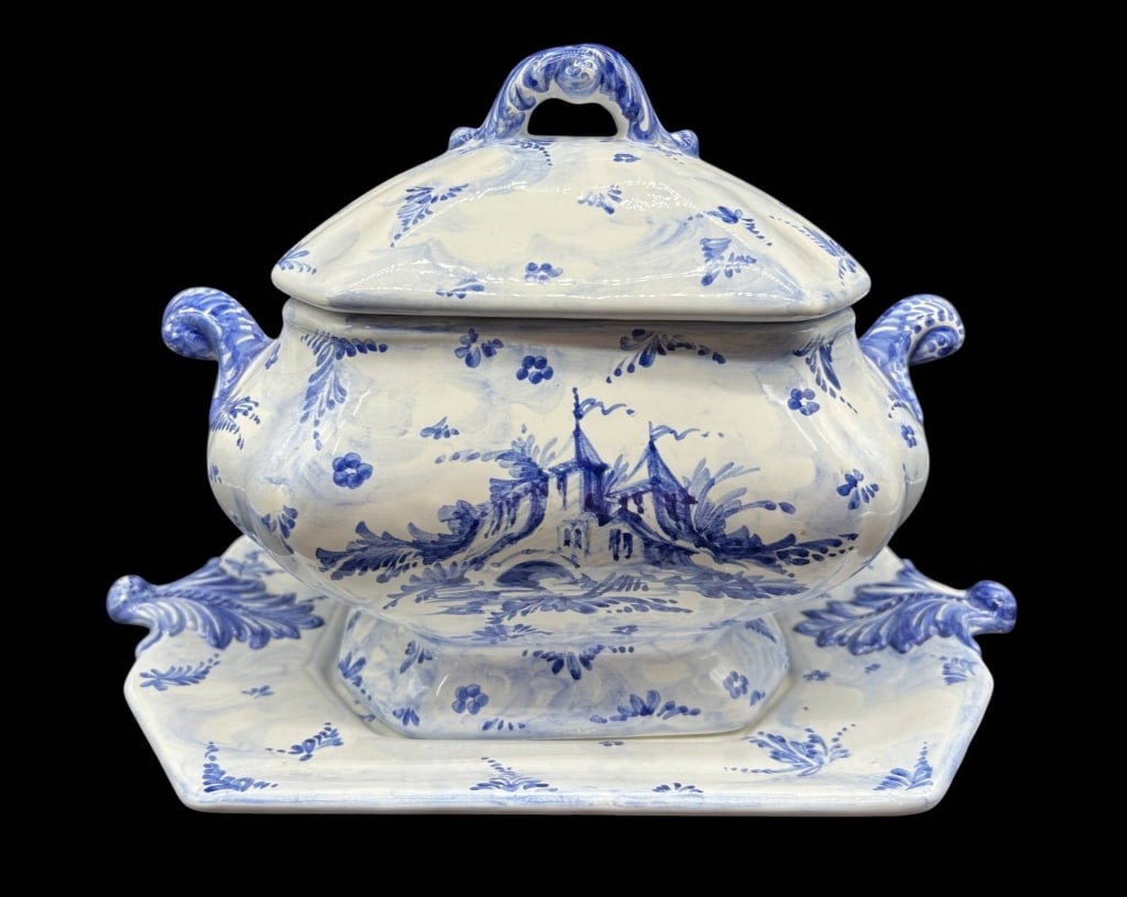 ITALIAN BLUE WHITE MAJOLICA TUREEN SET 15": Decorative Italian majolica covered tureen and undertray, hand painted in a classic blue and white palette. The generously proportioned tureen features a bulbous body with scrolling side handles, arch