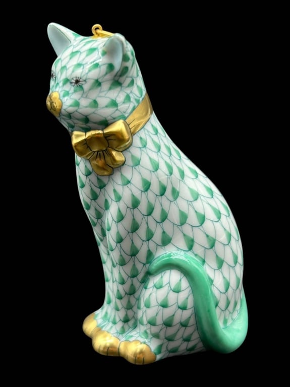 HEREND GREEN FISHNET CAT FIRST EDITION 3.5" (1 of 7)