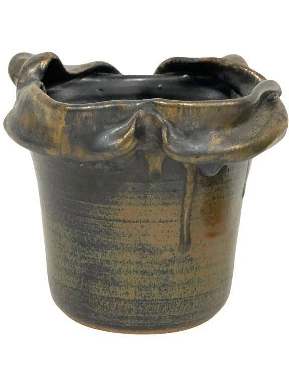 BRUTALIST STUDIO ART POTTERY VASE SIGNED: *for alternative shipping options please go to www.dejavuauctionshipping.com | | | -BRUTALIST STUDIO ART POTTERY VASE SIGNED | | | -Striking Brutalist style studio art pottery vase featuring a thick s