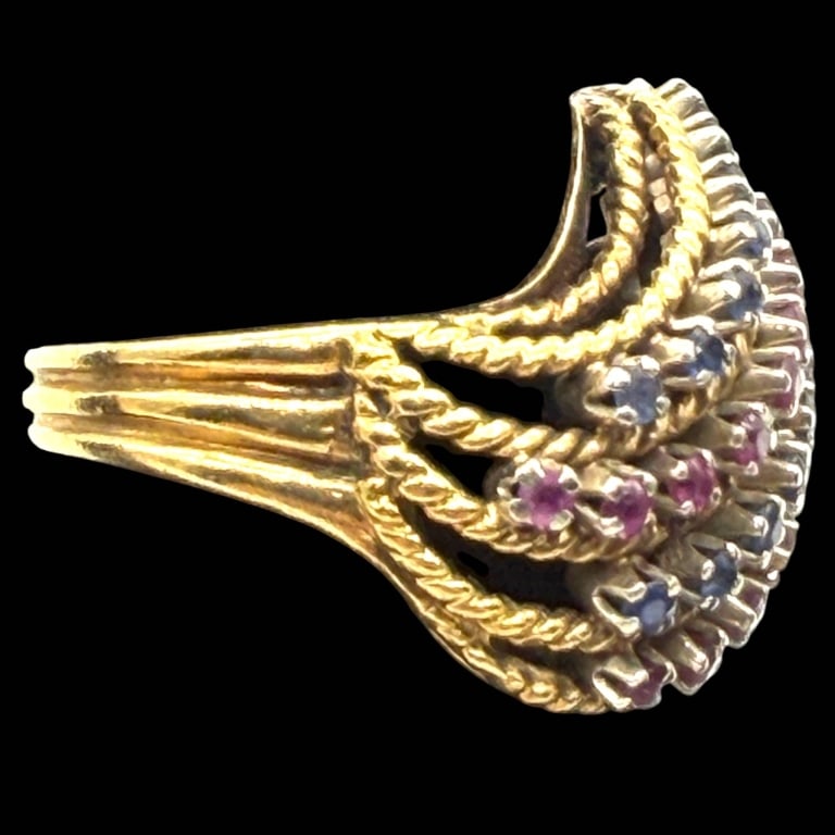 18K GOLD RUBY AND SAPPHIRE STATEMENT RING - 3