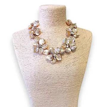 SHELL FLORAL STATEMENT NECKLACE - 4