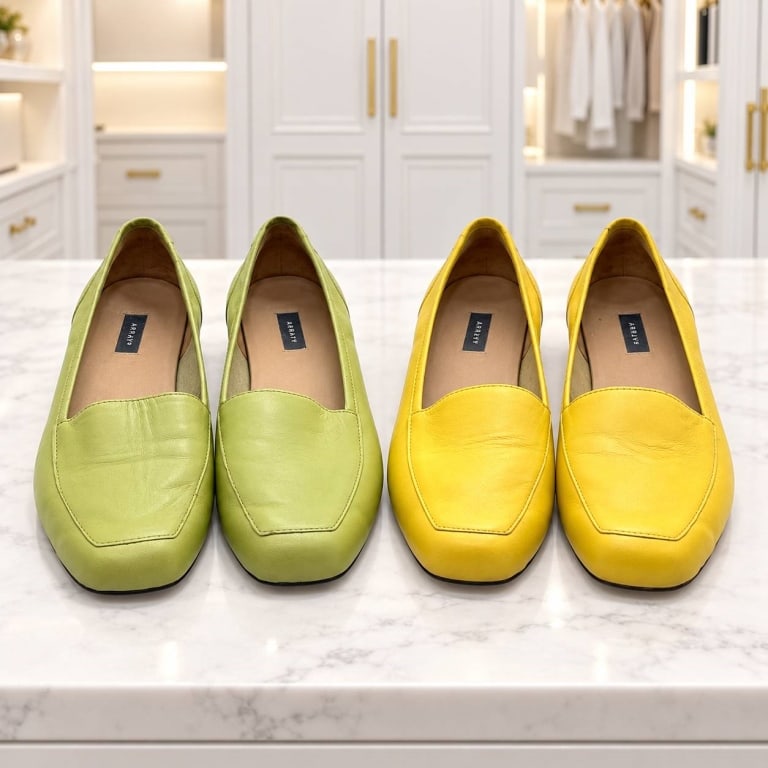 PALM BEACH STYLE LEATHER LOAFERS 2 PAIR WOMENS 9W (1 of 8)