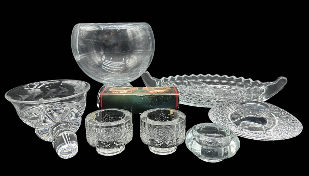 VINTAGE PRESSED GLASS DECOR COLLECTION 9PC 12" (1 of 5)