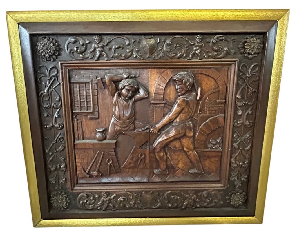 ANTIQUE CARVED WOOD BLACKSMITH RELIEF PANEL 30" (1 of 8)