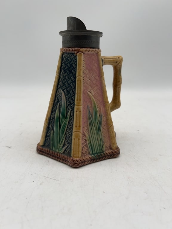 Etruscan Majolica Syrup Pitcher with Tin Lid (1 of 5)