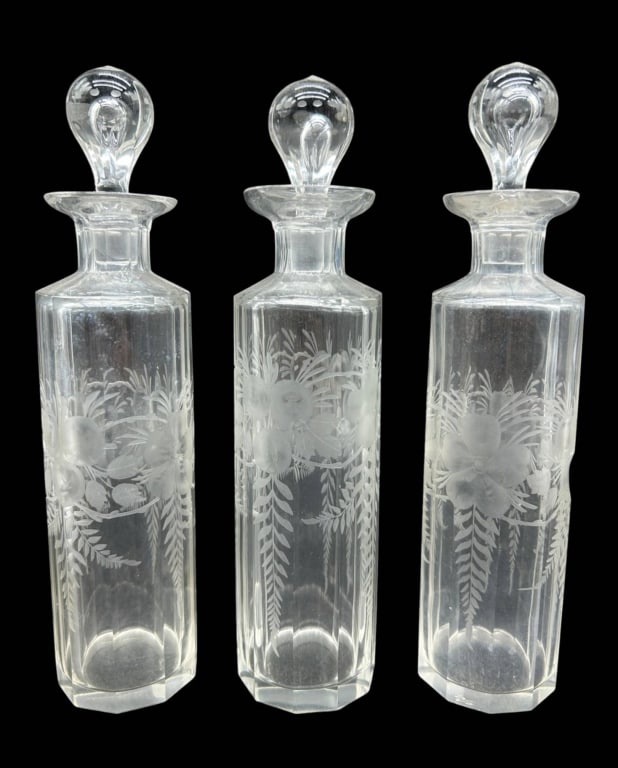 SET OF 3 ETCHED CRYSTAL DECANTERS 10" (1 of 6)