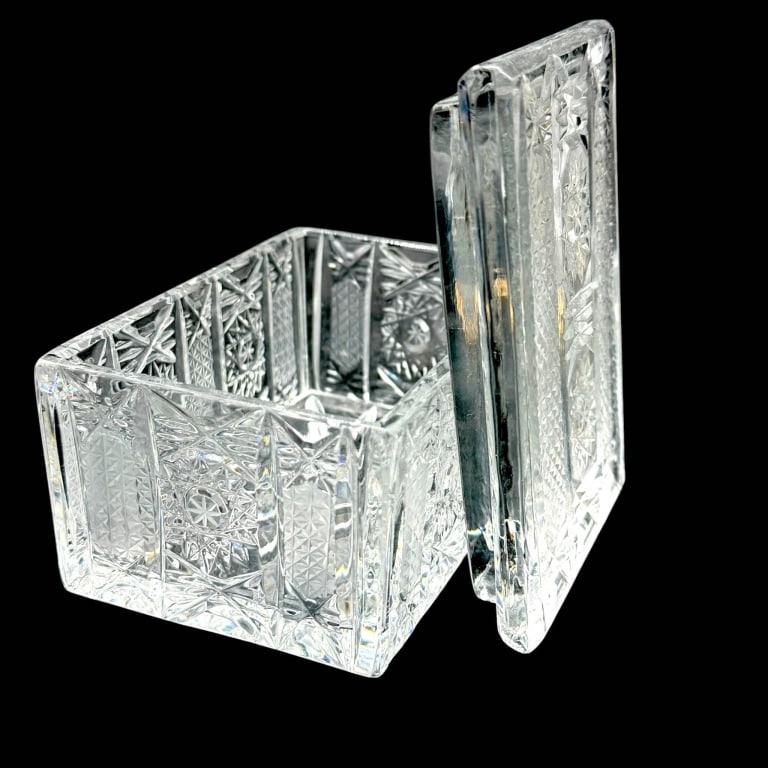 CUT CRYSTAL RECTANGULAR LIDDED TRINKET BOX 4.75" - 4
