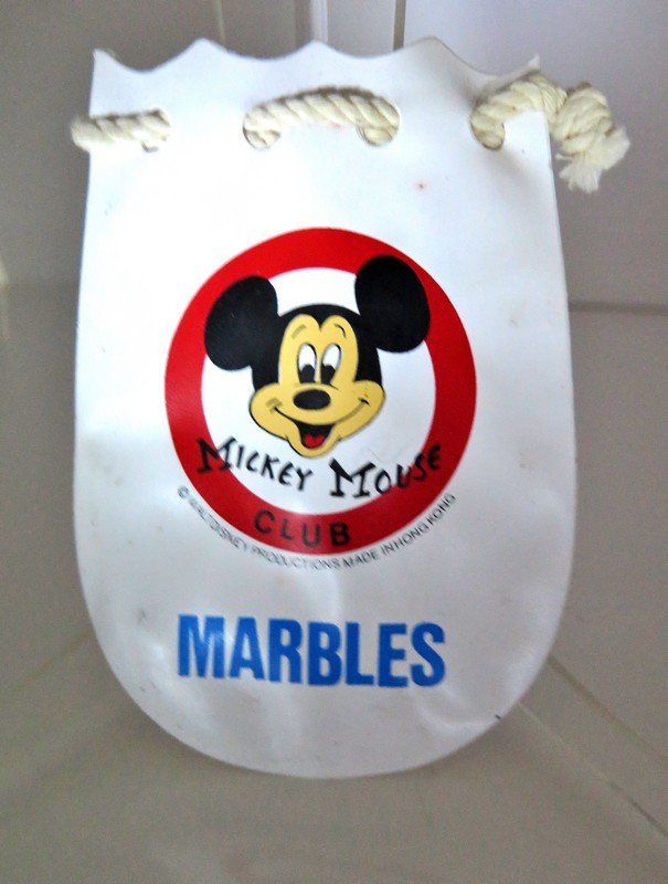 Mickey mouse Marbles Bag Mickey Mouse Club Pouch: Mickey mouse Marbles Bag Mickey Mouse Club Pouch Advertising Walt Disney Productions Unique White with rope draw made in Hong Kong Excellent condition No Marbles
