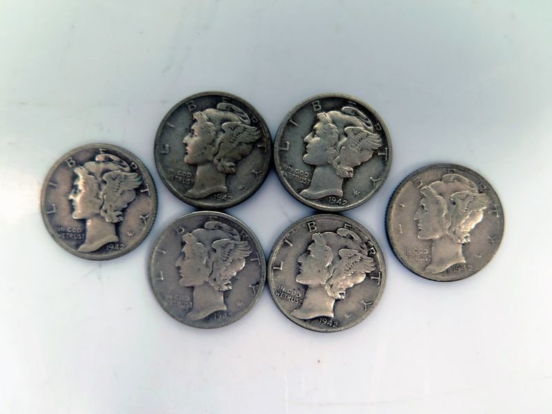 (6) 1942-D Silver Mercury Dimes (1 of 2)
