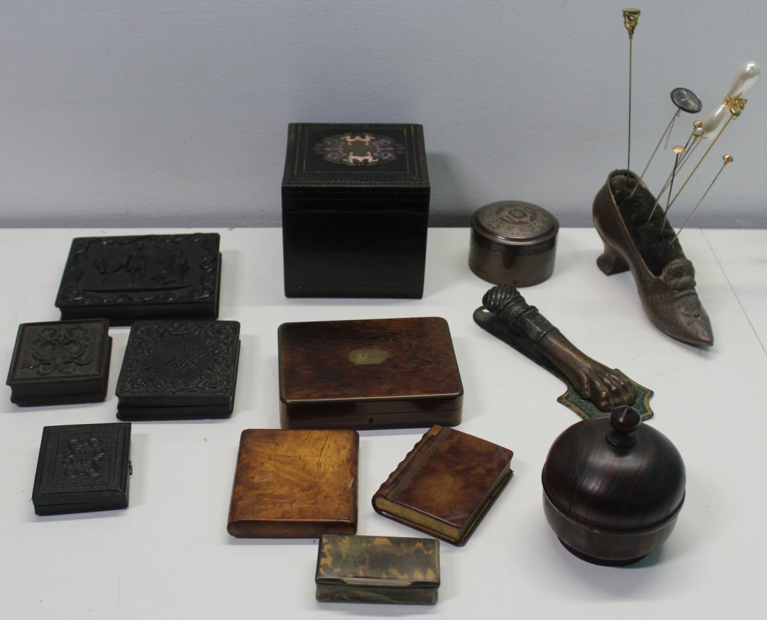 Decorative Accessories Grouping Inc Daguerrotypes (1 of 6)