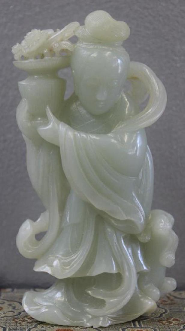 Vintage Jade Figure of a Quan Yin In Presentation (1 of 8)