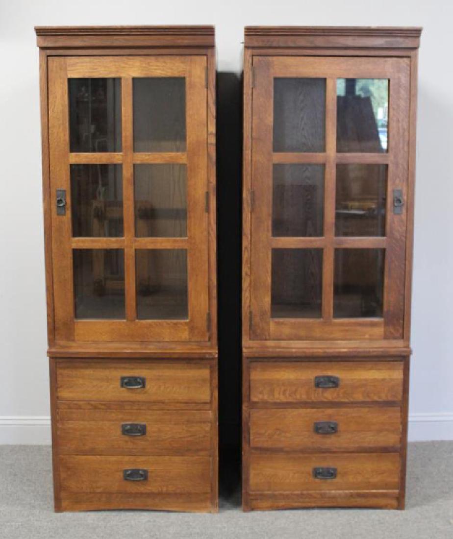 STICKLEY Style. Pair of Stickley Style Oak (1 of 5)