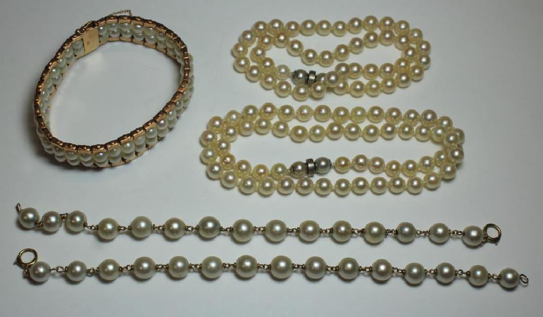 JEWELRY. Pearl and Gold Jewelry Grouping. (1 of 7)