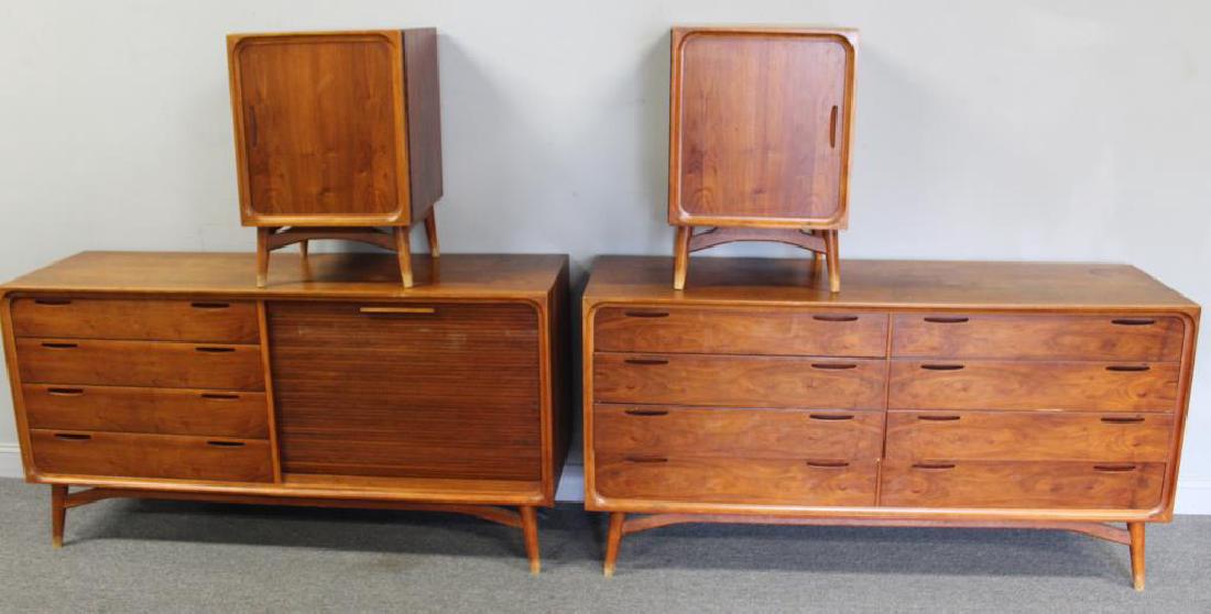 MIDCENTURY. 4 Piece Bedroom Set to Include (1 of 14)