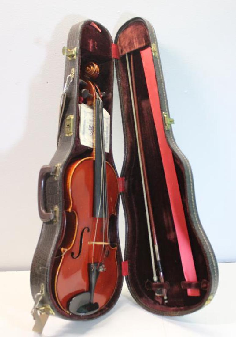 Heinrich Roth Viola in Hard Shell Case with a (1 of 8)