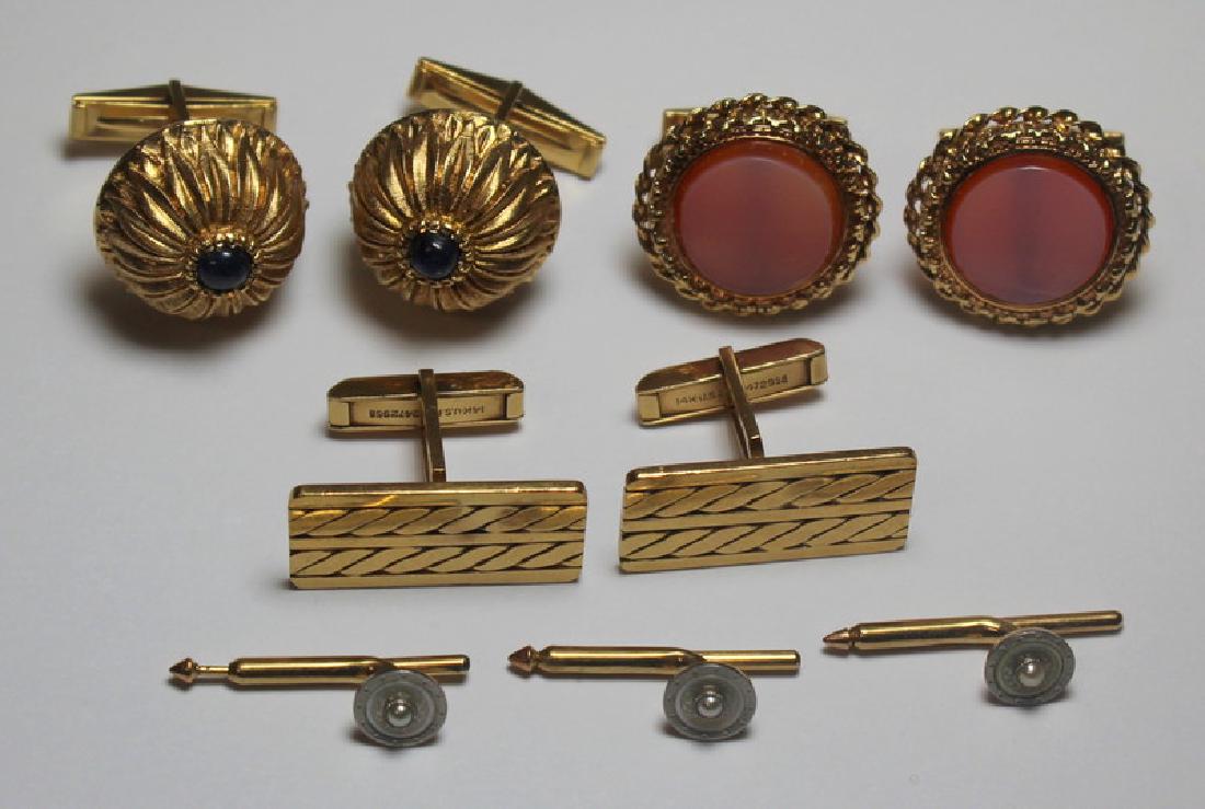 JEWELRY. Men's 14kt Gold Jewelry Grouping. (1 of 8)