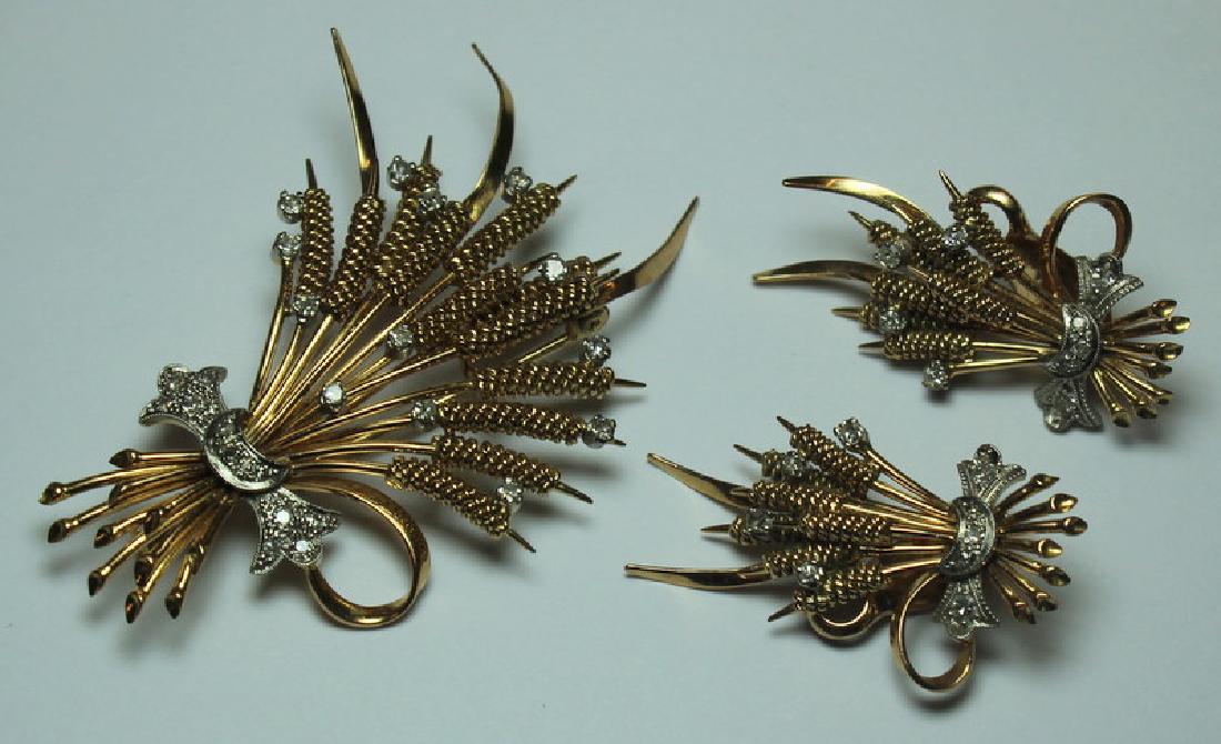 JEWELRY. 3 Pc. Gold and Diamond Jewelry Suite. (1 of 6)