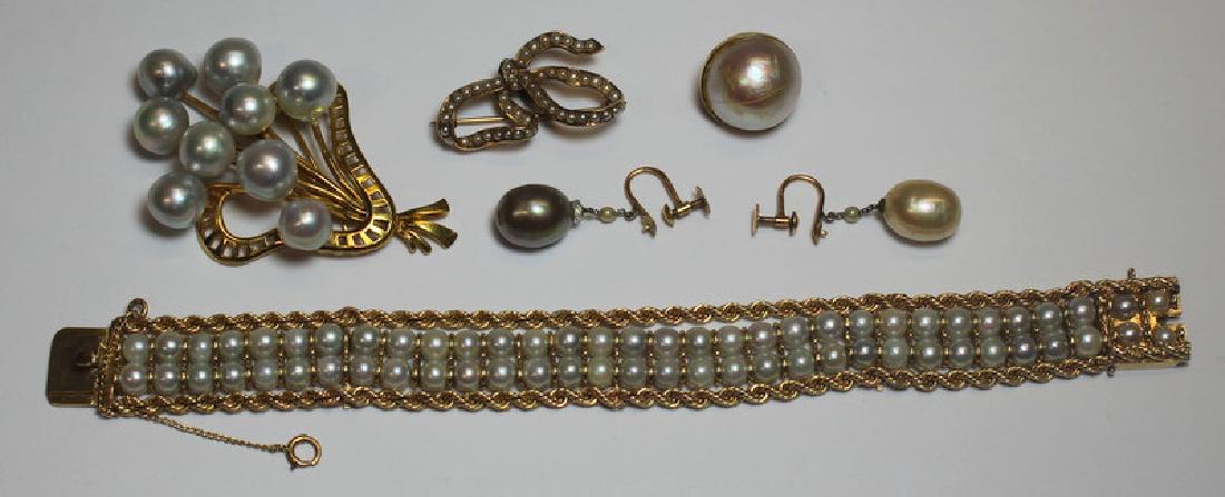 JEWELRY. Assorted Gold and Pearl Jewelry Grouping. (1 of 11)