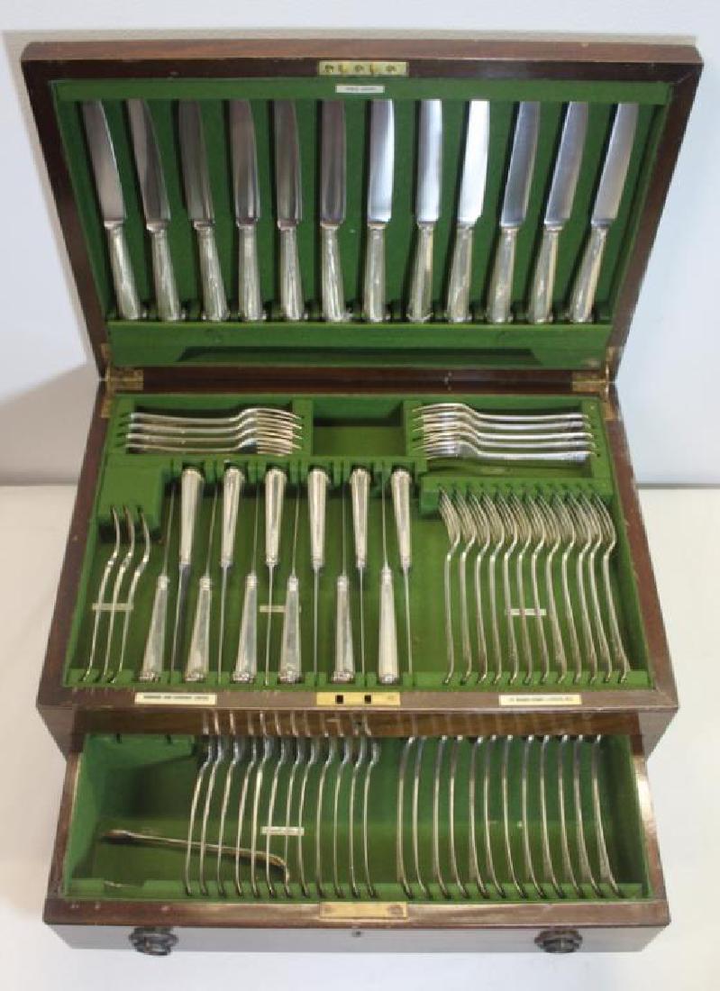 SILVER. English Silver "Feather Edge" Flatware of (1 of 16)