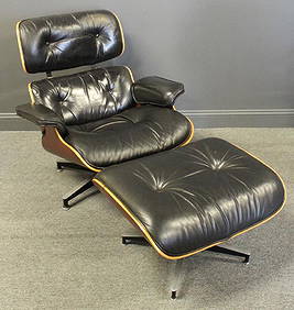 MIDCENTURY. Charles Eames Lounge Chair and Ottoman (1 of 8)
