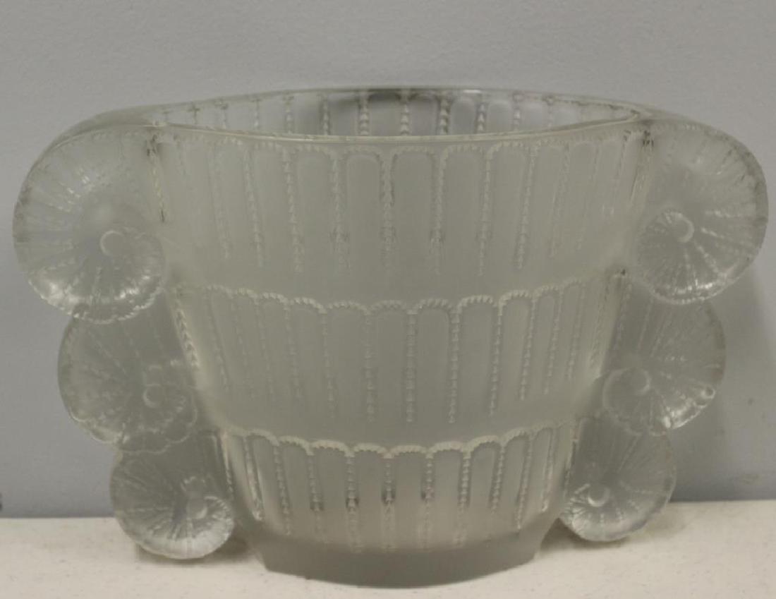 R.LALIQUE. Signed  Vase "Jaffa" (1 of 8)