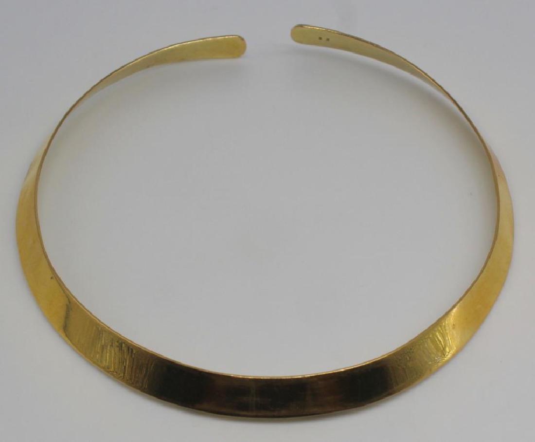 JEWELRY. 18kt Gold Choker Length Necklace. (1 of 6)