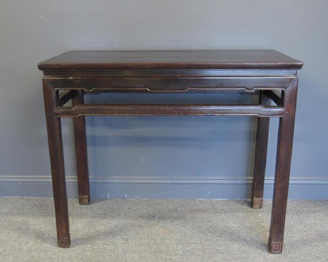 Hardwood Waisted Corner-Leg Side Table. (1 of 4)