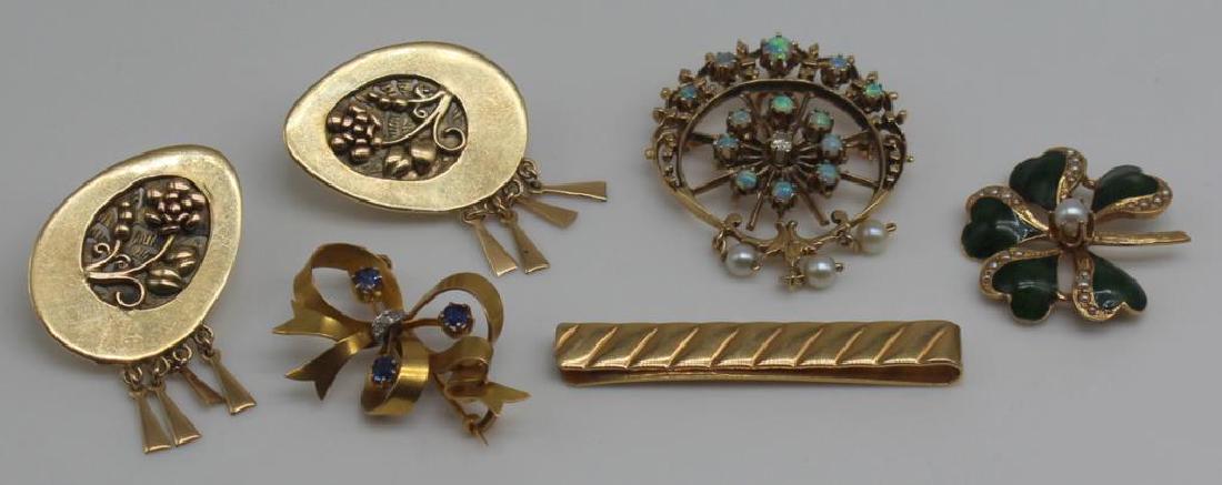 JEWELRY. Assorted 18kt and 14kt Gold Jewelry. (1 of 11)