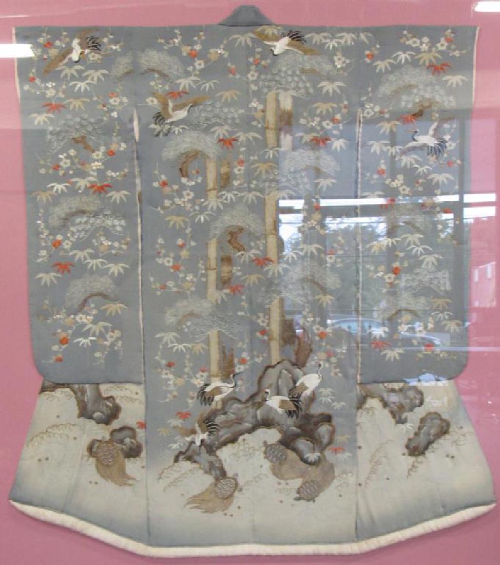 Framed Embroidered Kimono. (1 of 9)