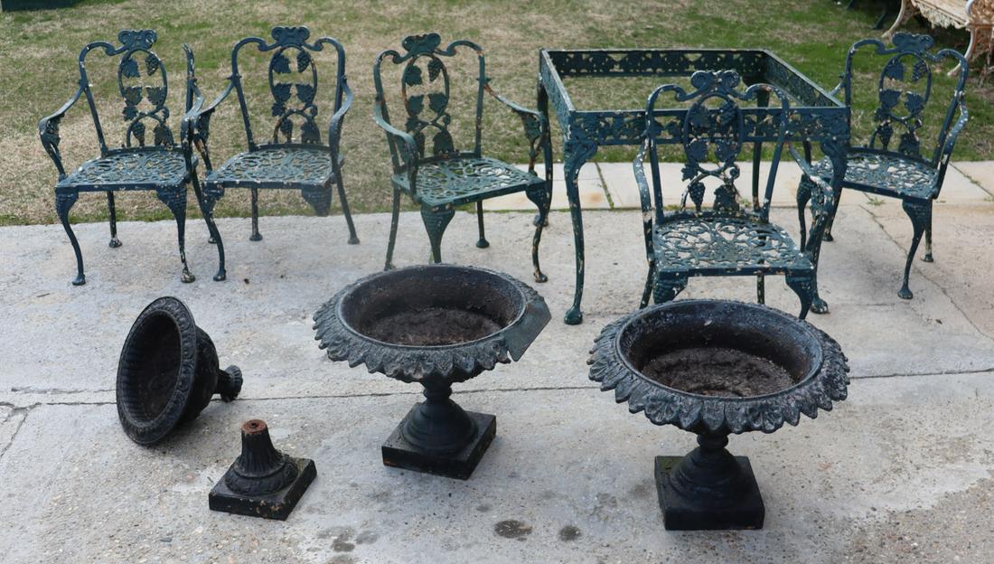 Antique Heavy Iron Table, Chairs and 3 Urns . (1 of 11)
