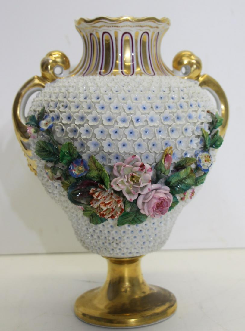 Unsigned Meissen Style Snowball Porcelain Urn. (1 of 6)